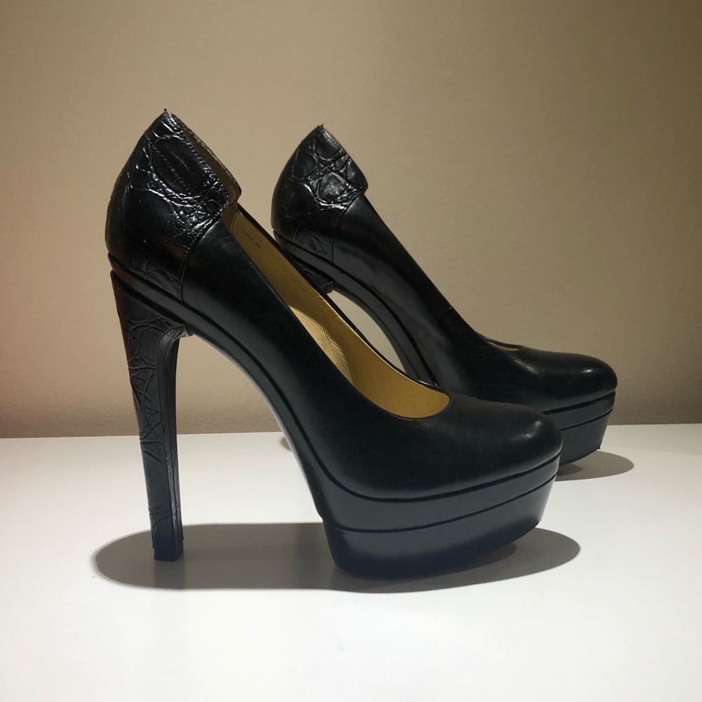 Rachel Zoe Pumps with alligator Print Heel
